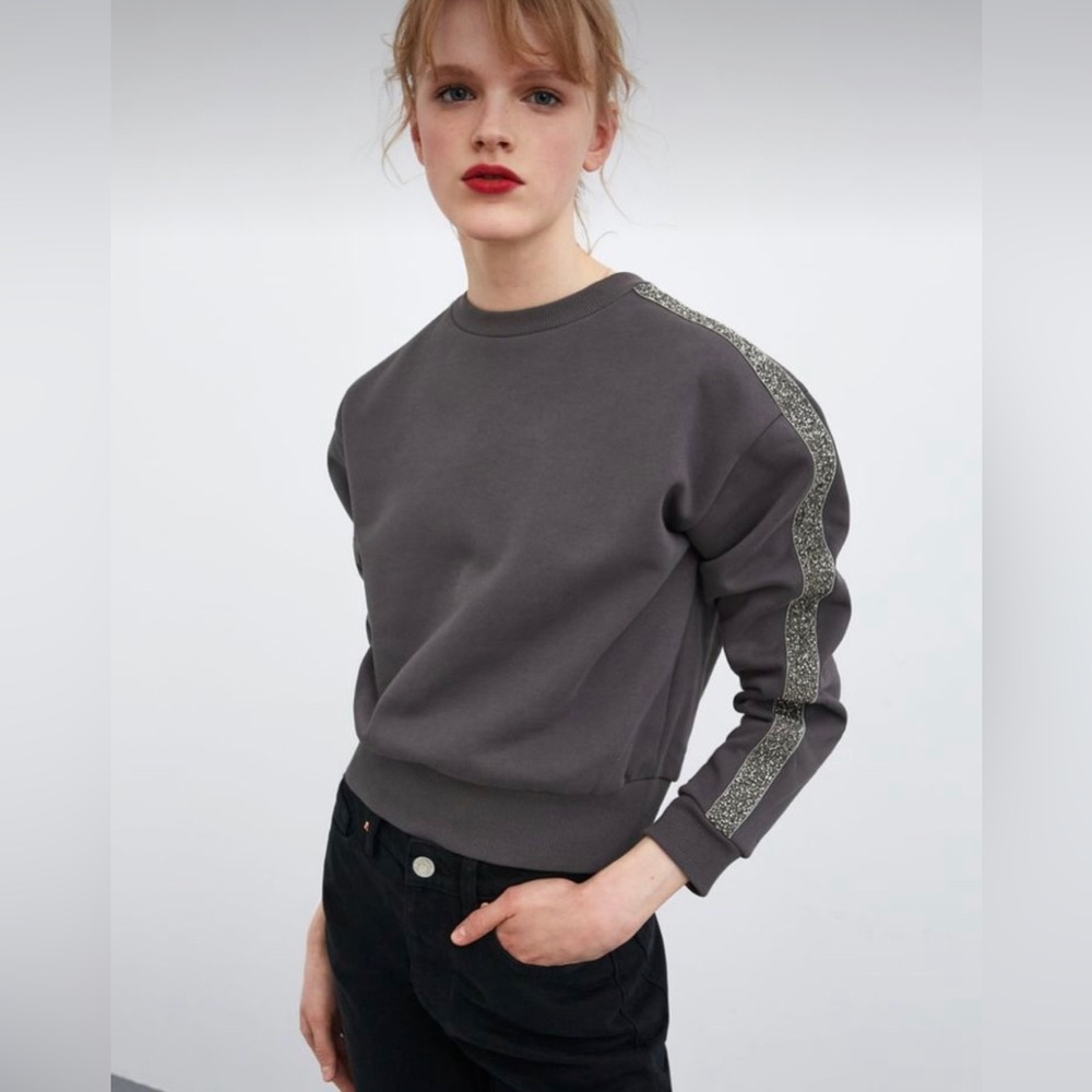 Zara Crystal Details Pullover Charcoal Grey Sweatshirt